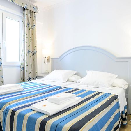 Lili Apartments Port De Soller Room photo